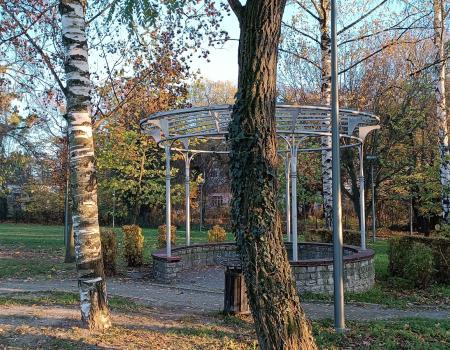 Park rekreacyjny "Magnolia" przy KDK Krapkowice